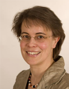 Dorothee_Sauer_Passfoto.png
